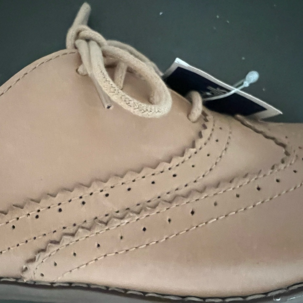 Cynthia Rowley Tan leather Oxford nwt shoe size 7 - Picture 2 of 7